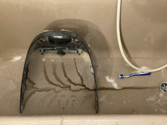 iMac G3 Graphite top case in the tub